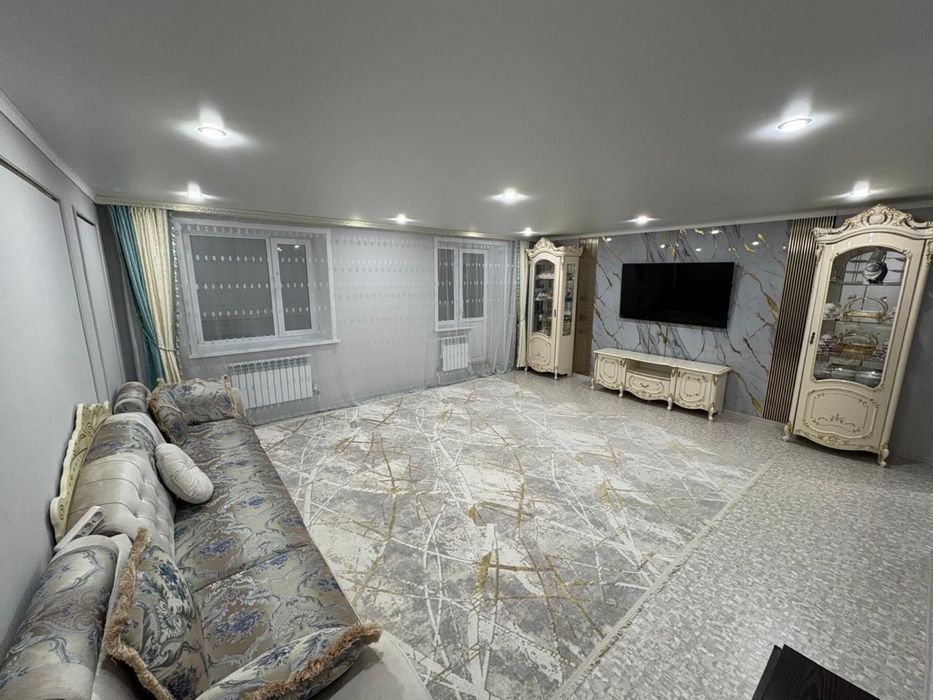 Продам 2-комнатную улучшенную квартиру