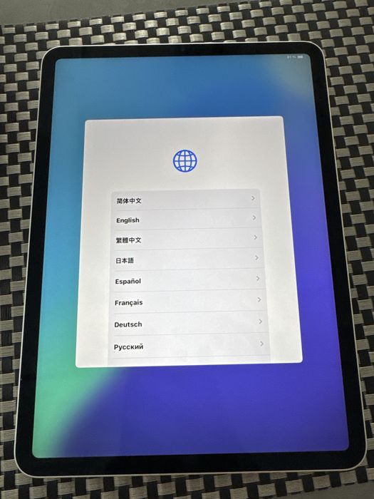 Продается iPad M2 11 дюймовый 256гб