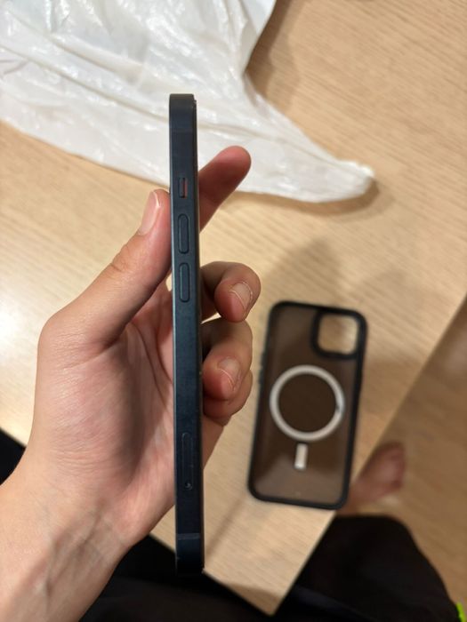 Айфон 13 в идеальном состоянии