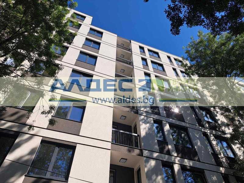 Продава се Тристаен апартамент в София, Банишора - 91 кв.м за 2341 €/кв.м - Снимка #20