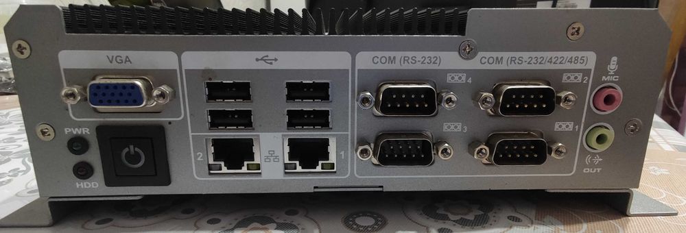 Промышленный безвентиляторный компьютер