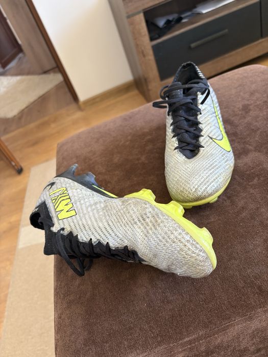 Nike Mercurial Бутонки