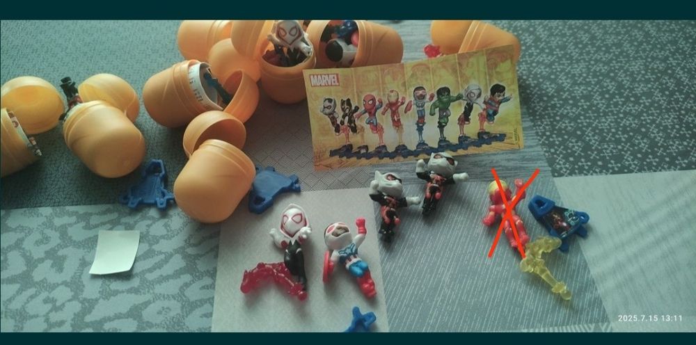 Kinder супергерои Marvel
