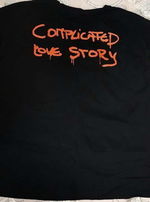 Продаётся стильная женская футболка