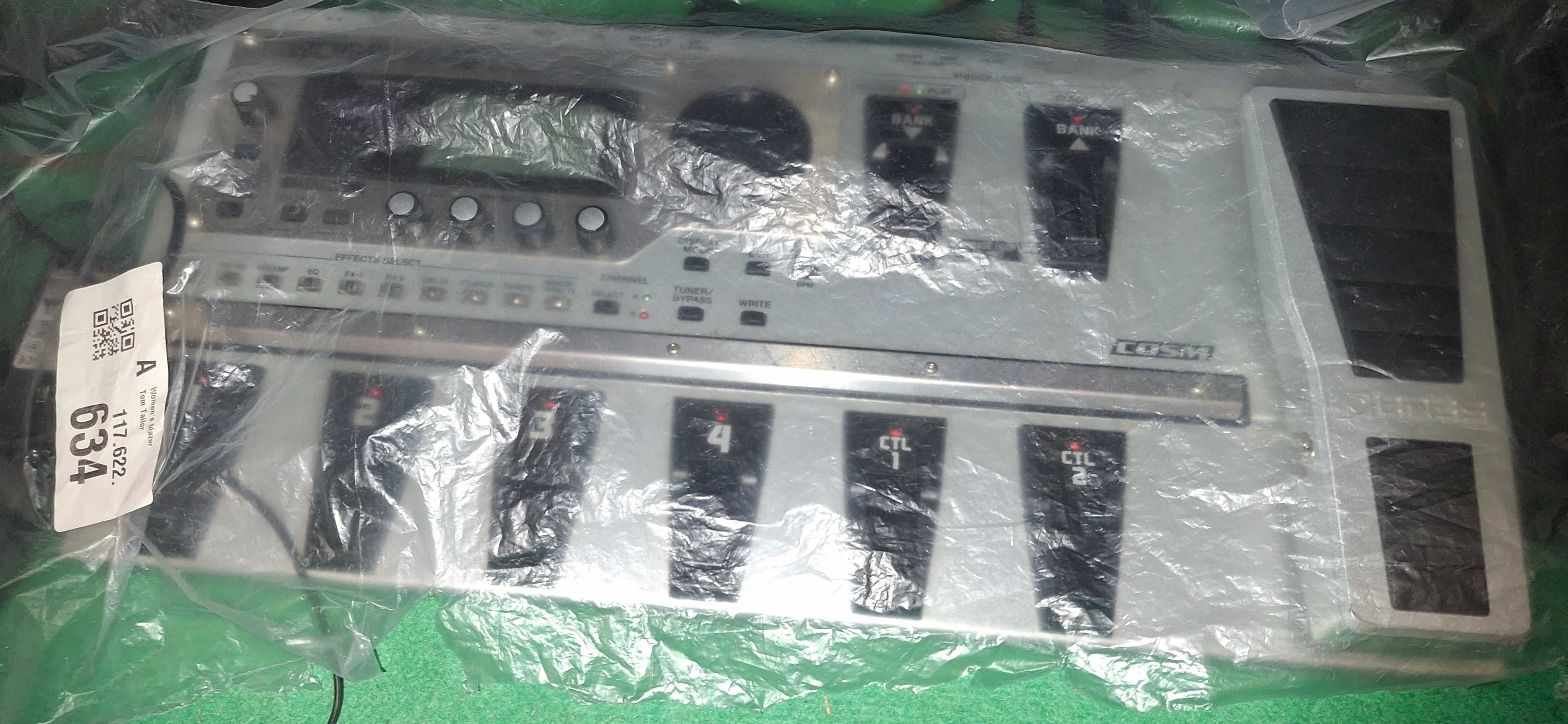 Продавам китарен процесор Boss GT-10