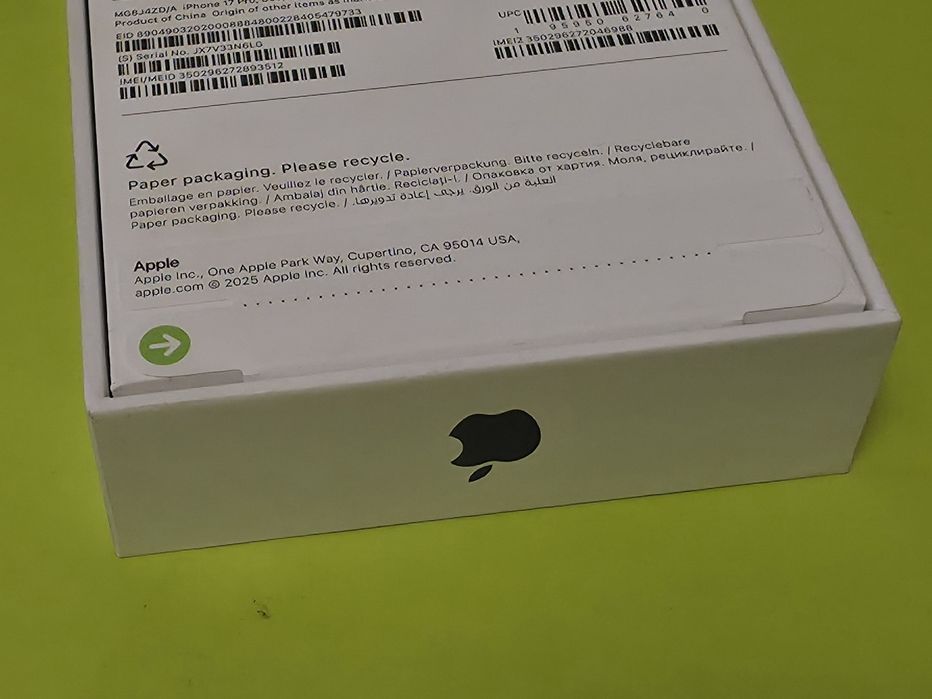 ЗАПЕЧАТАН 256GB iPhone 17 Pro Yettel Гаранция 2028г. Deep Blue / Син