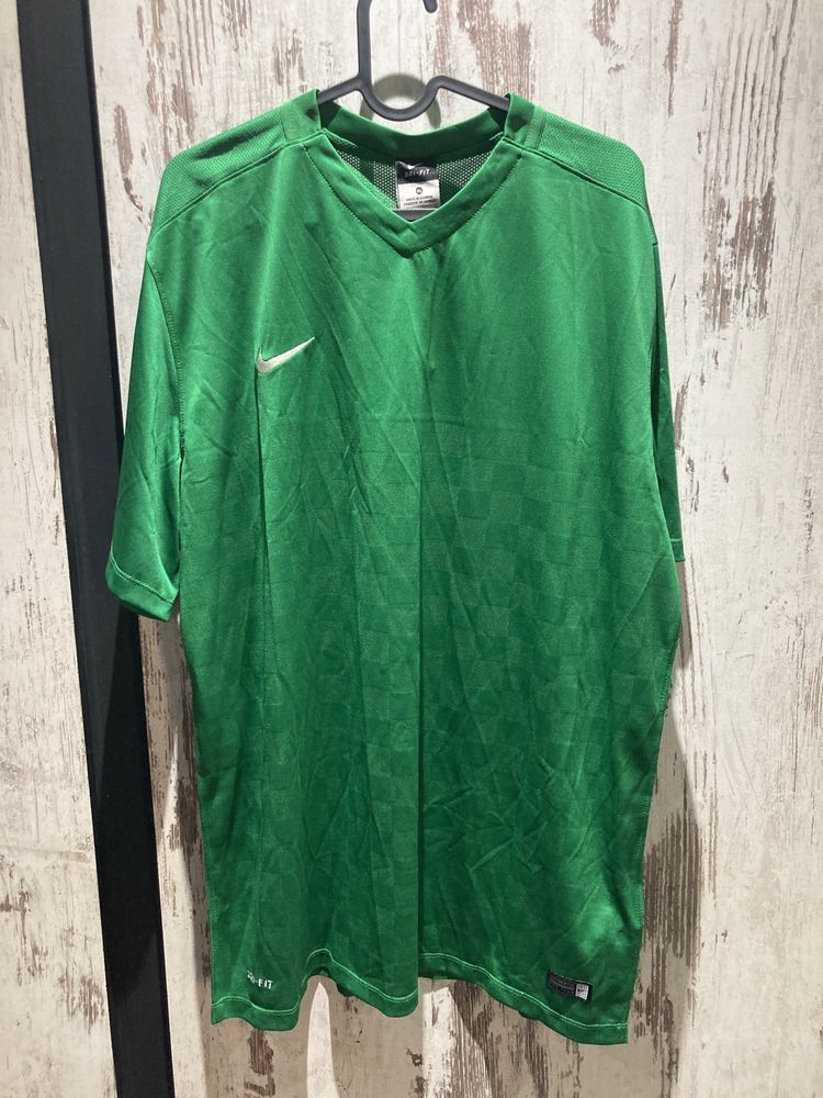 Оригинални! Nike Football Pro T-Shirt - XL ShoeMag