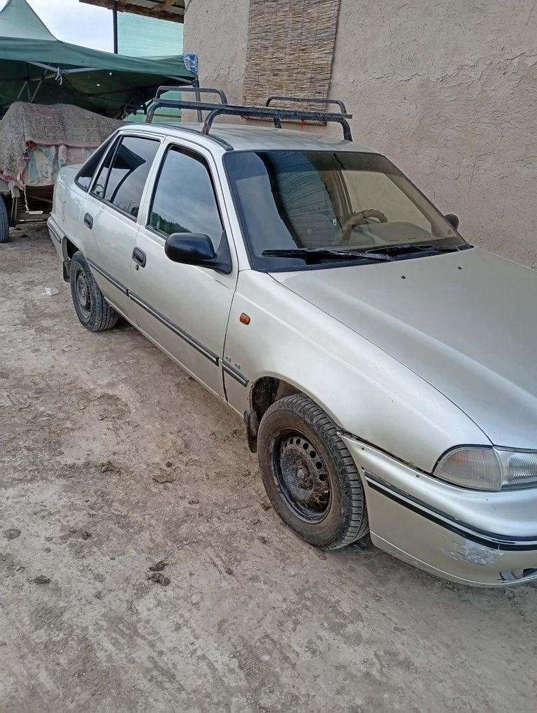 Nexia 1 satiladi