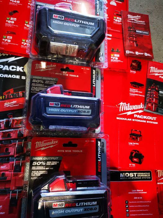 Продавам оригинални батерии Милуоки М18