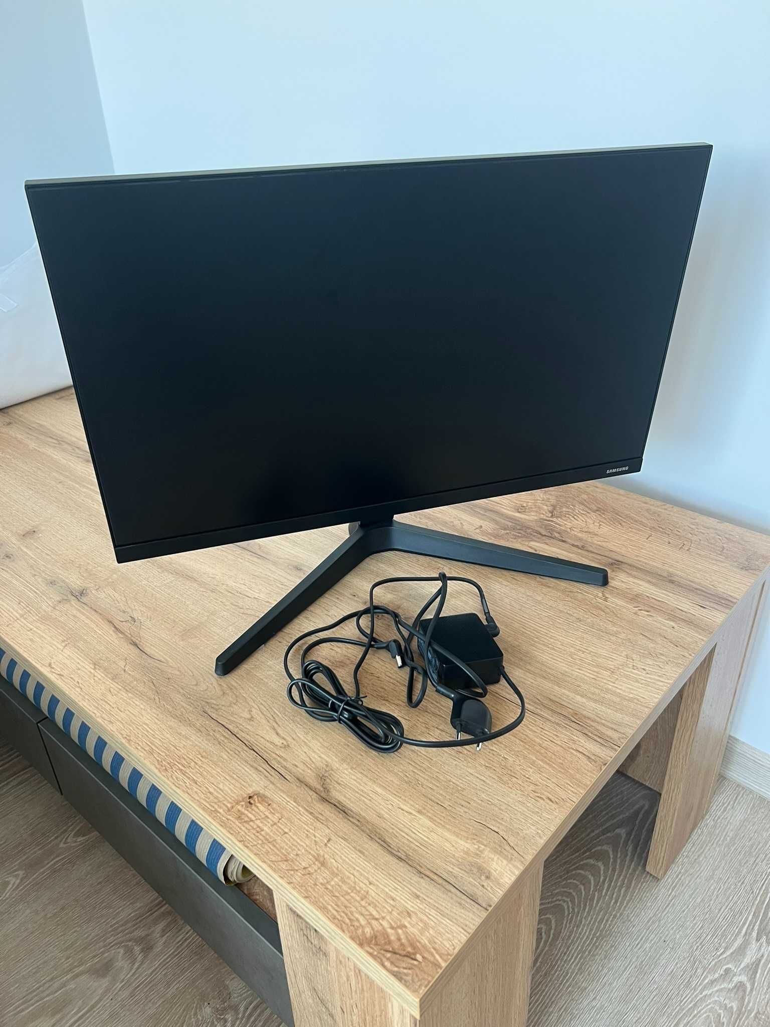 Samsung Monitor IPS 24" F24T352FHR – Full HD, 75Hz, FreeSync – Ca nou