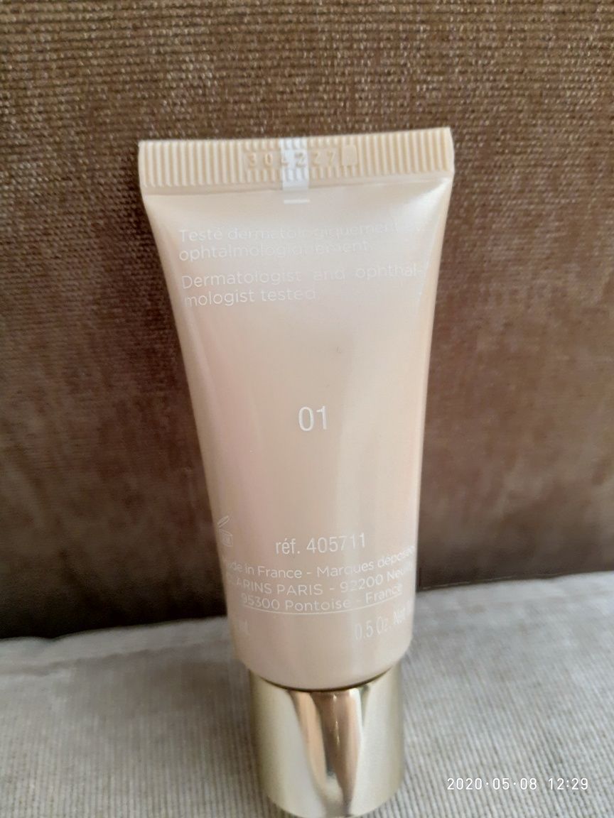 Clarins консилер