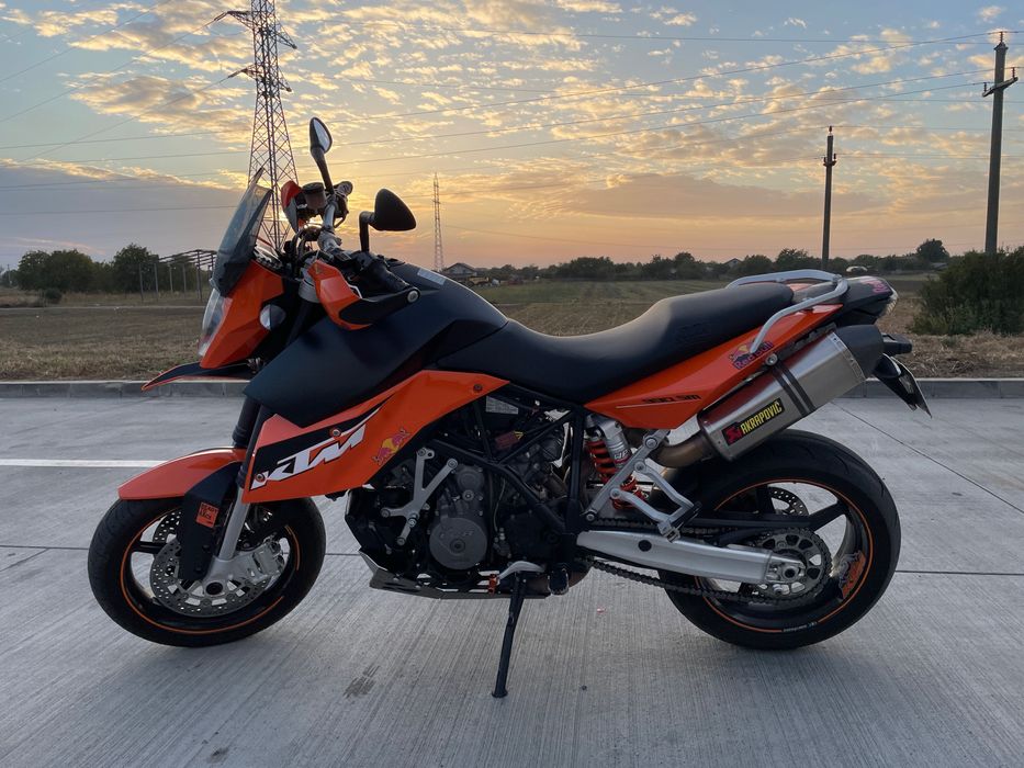 KTM 990 Supermoto