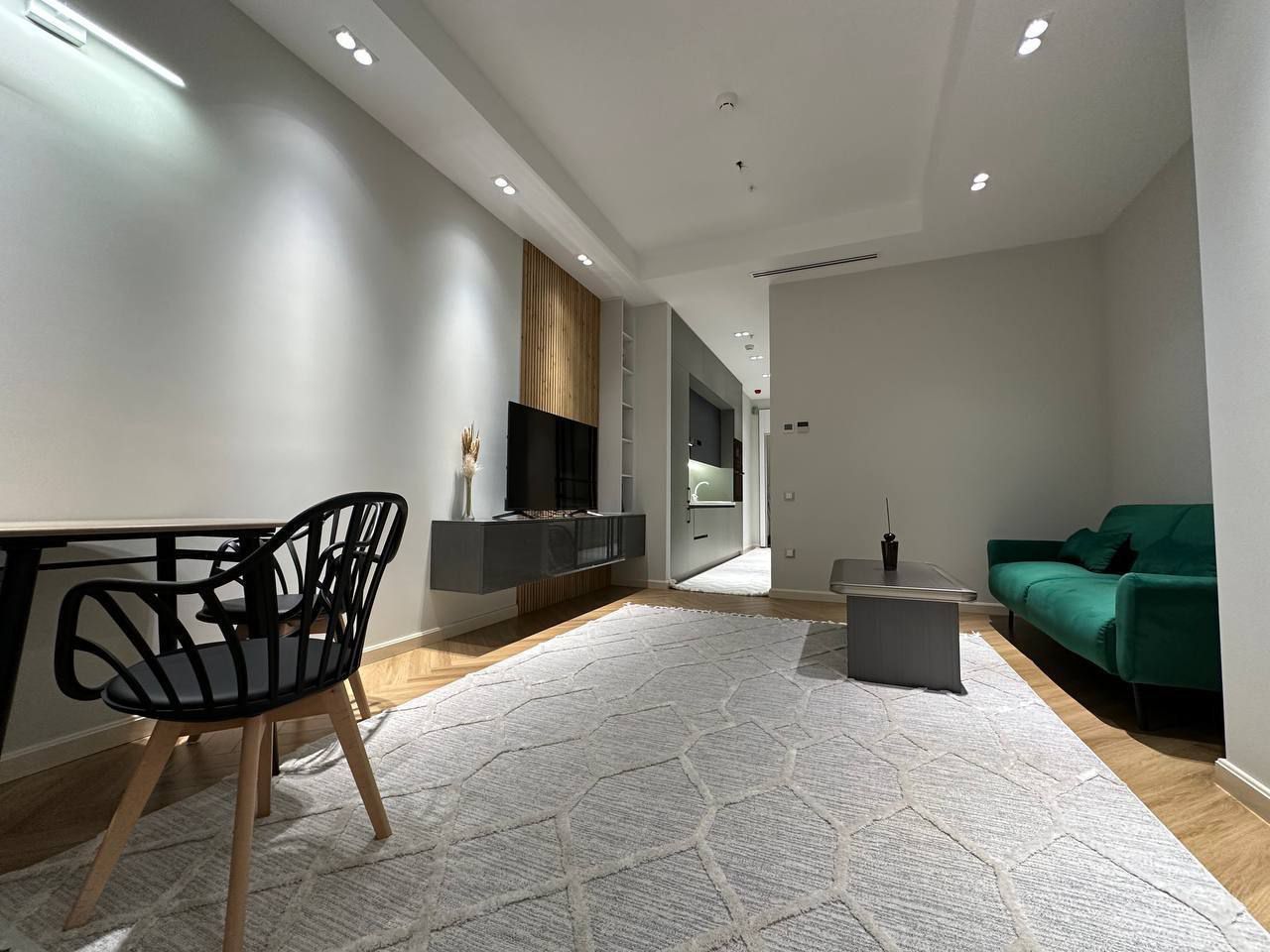 Nest One 2/8/24 Tashkent City 45м² блок-В Премиум Класс вид на Hilton