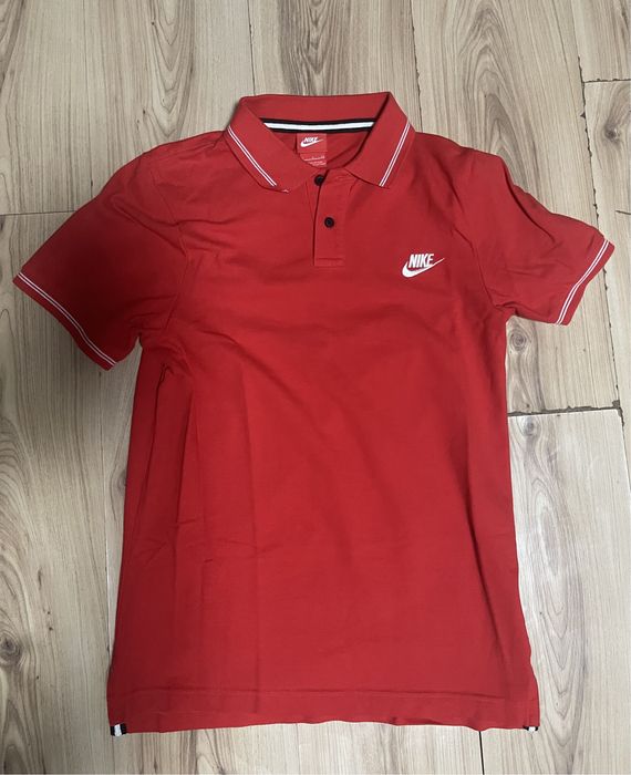 Нова! Nike T-shirt S тениска с яка