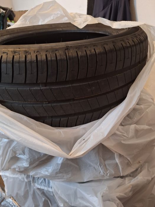 Anvelope de vara marca BRIDGESTON