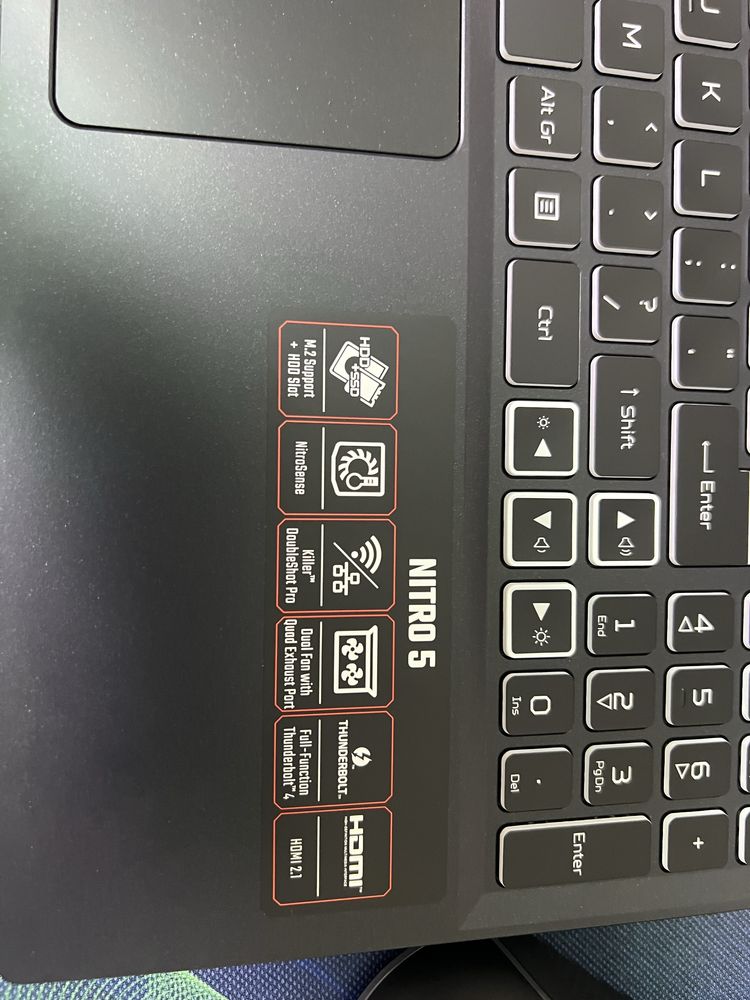 Acer nitro i9 4060rtx