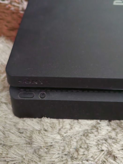 Consola+2 controler+jocuri ps4