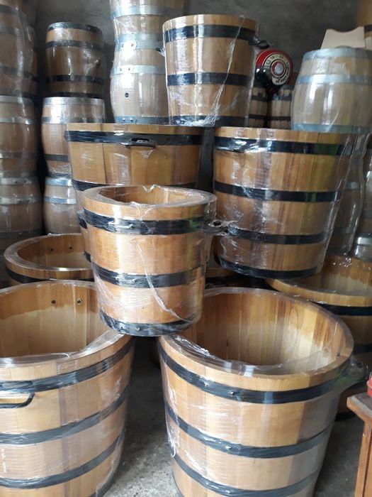 Дървени саксий по ваш избор