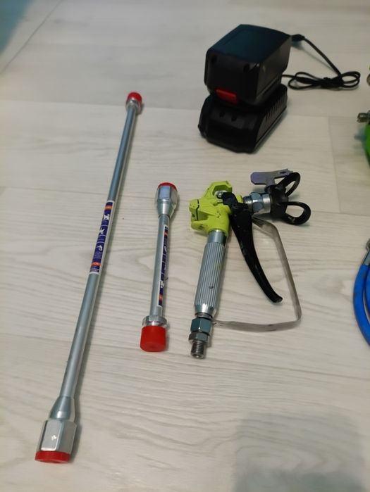 Pistol de vopsit cu acumulator