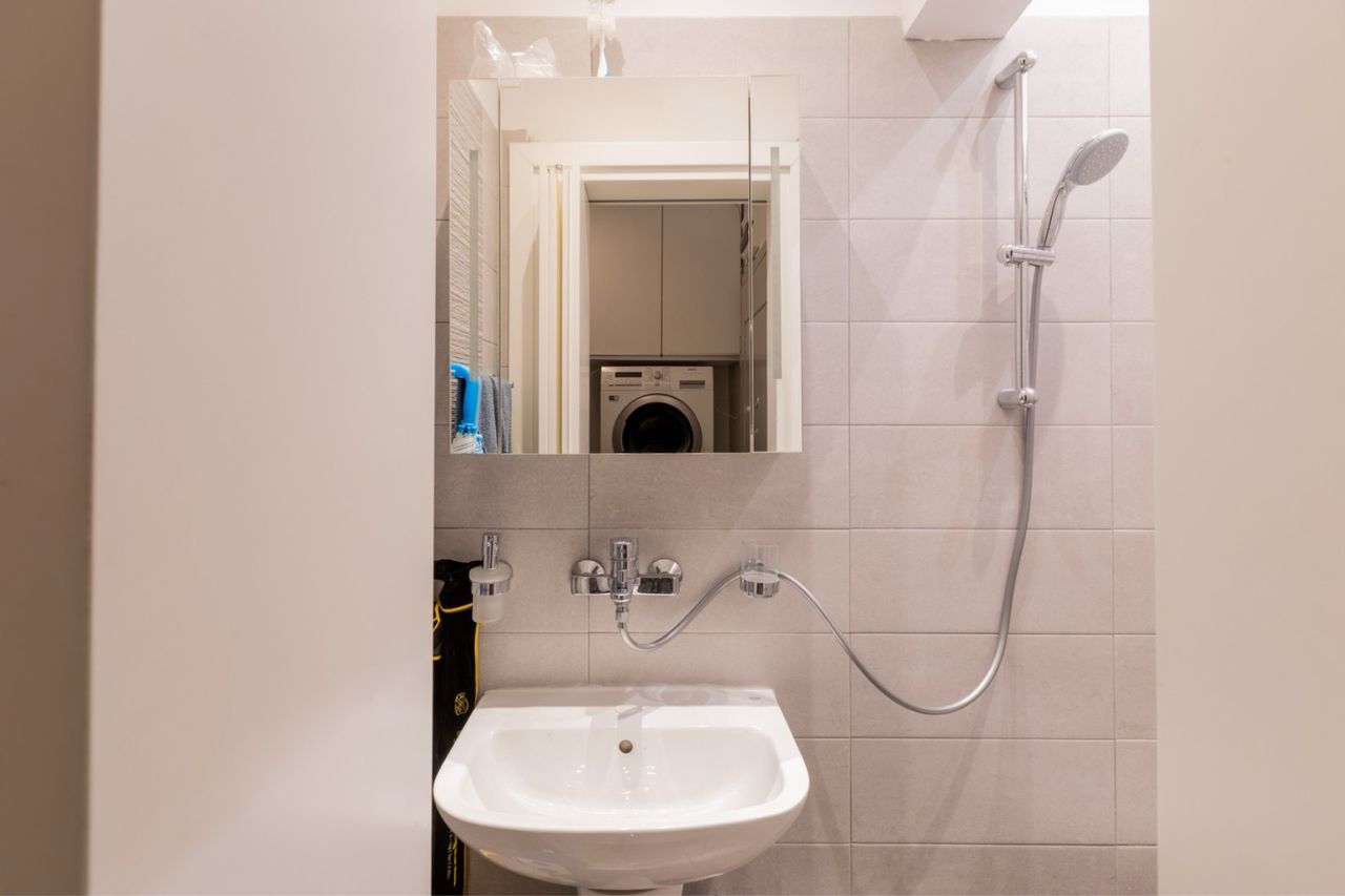 Продава се Тристаен апартамент в София, Славия - 90 кв.м за 3000 €/кв.м - Снимка #7
