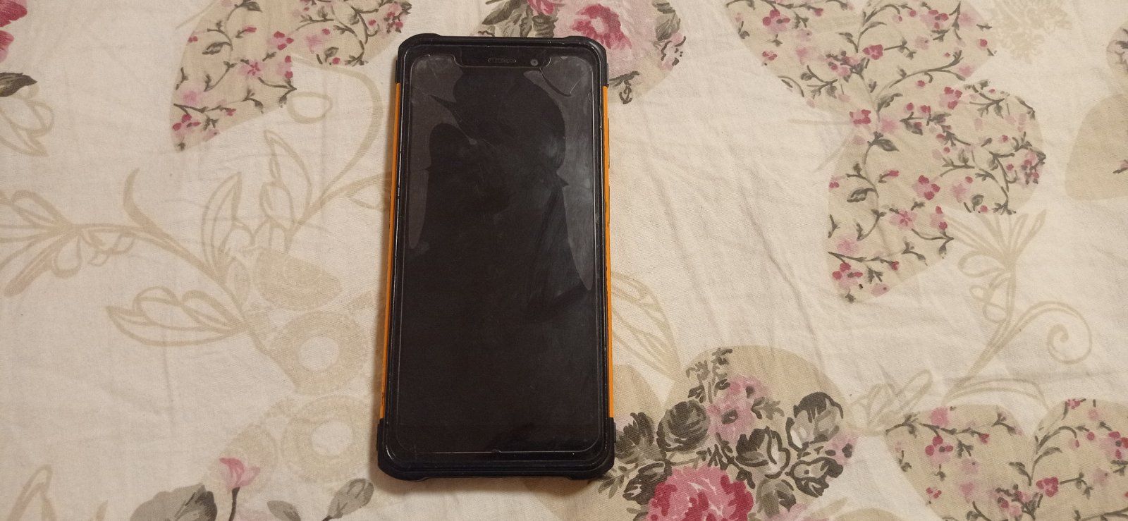 Телефон Hammer Airon 4