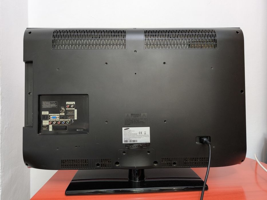 Televizor Samsung 101 cm