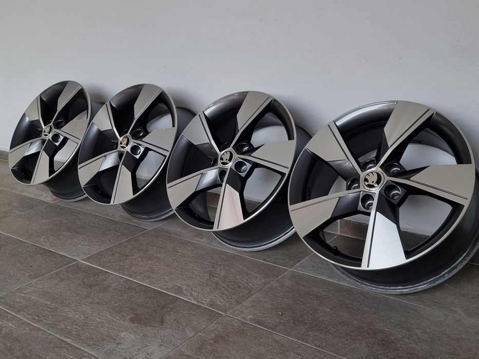 17" Оригинални джанти Skoda Осtavia 5×112 7J ET45 Ф57.1