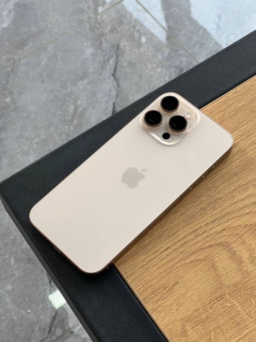 iPhone 16 Pro Max Desert Titanium 256gb