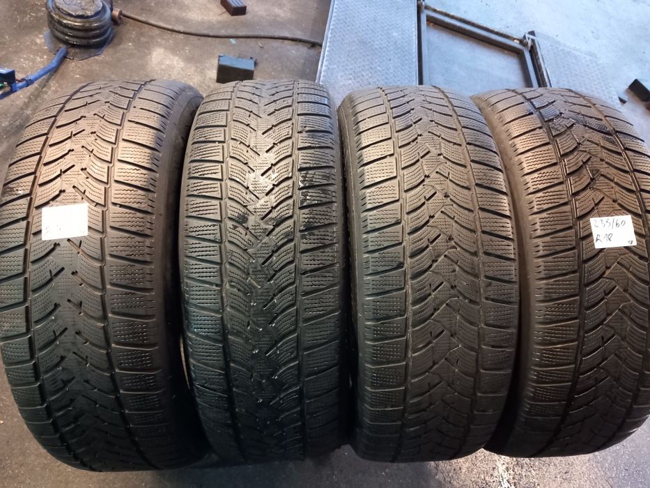 Dunlop 235 60 r18 iarna
