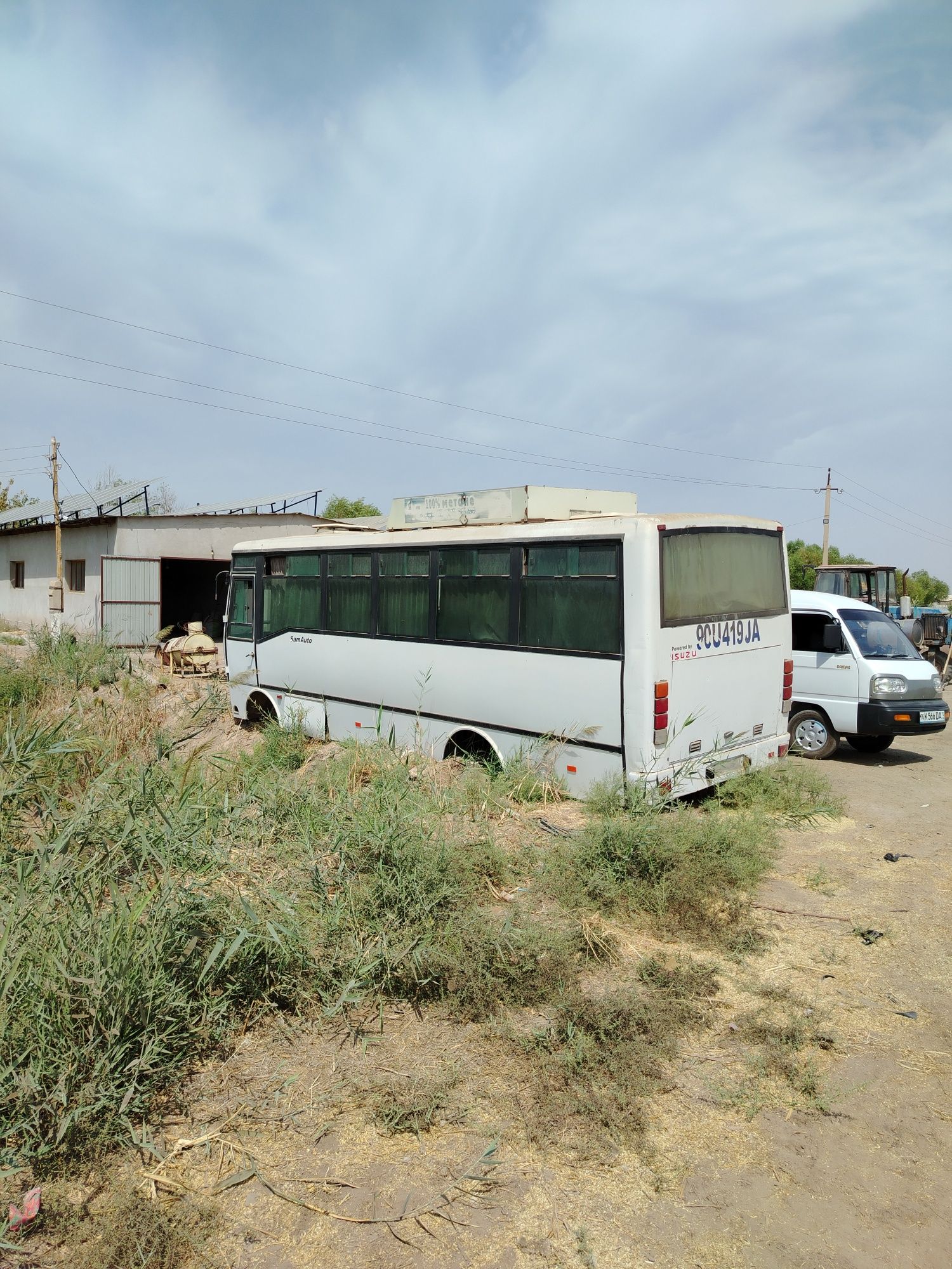 Isuzu avtobus kuzuf sotiladi