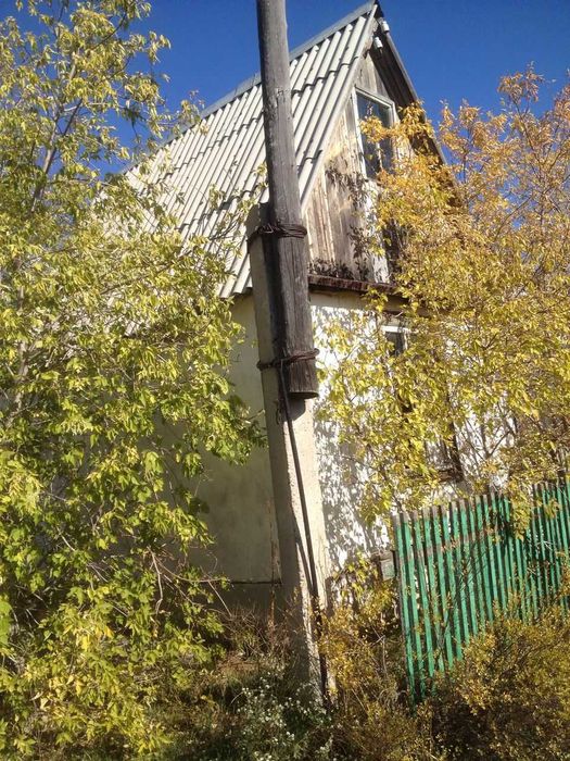 Продам участок по Зерендинской трассе с домом и  насаждениями