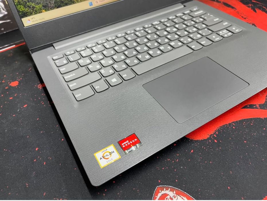 Ноутбук для работы Lenovo V14 Athlon Gold/8Gb/128Gb