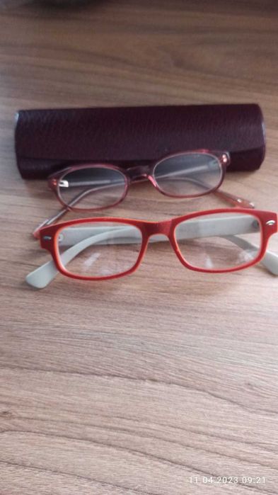 Первые очки для защиты глаз от солнечного света .