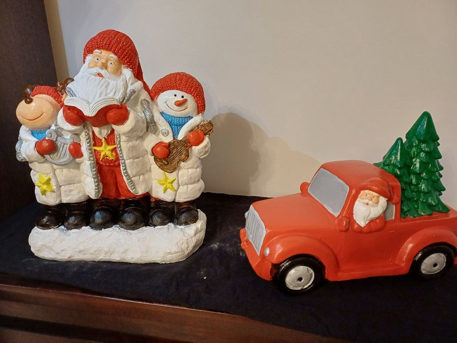 Decoratiuni de Crăciun cor , masinuta cu mos