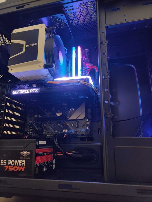Геймърски компютър Ryzen 5800X RTX3060Ti/3070