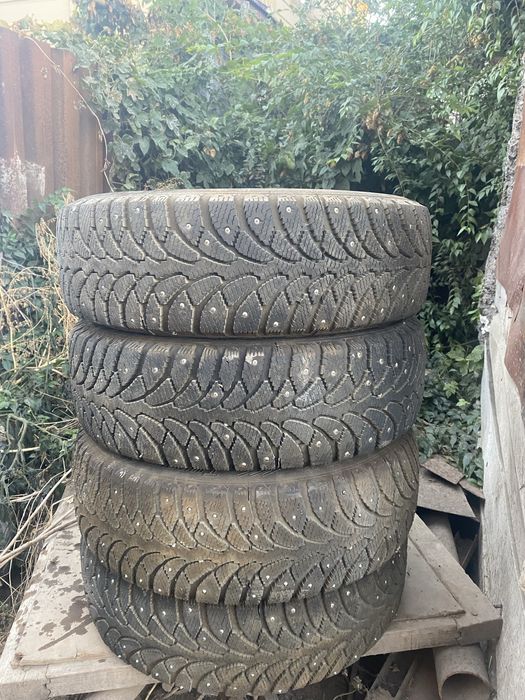 Продам резину r15
