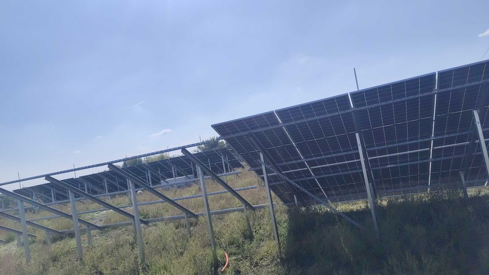 echipă de instalații electrice