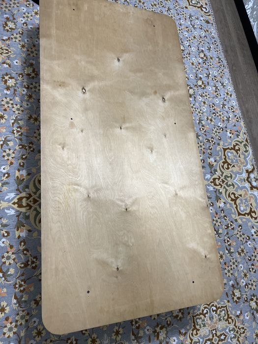 Продается землянной стол