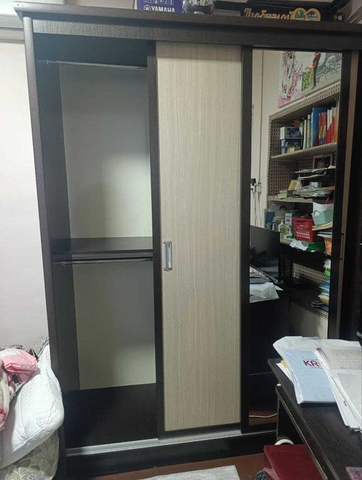 Шкаф купе с зеркалом