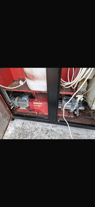 Vand spalatorie auto cu fise