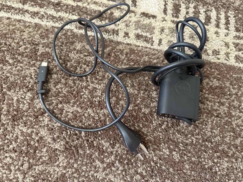 Две захранвания/ Зарядно за лаптоп Dell-45W и 130w
