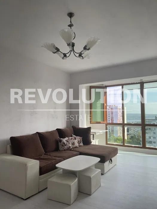 Дава се под наем Двустаен апартамент в Варна, Възраждане 1 - 60 кв.м за 400 € - Снимка #1