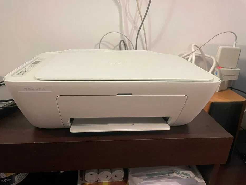 Imprimanta wifi color HP DeskJet 2710e All-in-One, A4, USB HP+ Eligibi