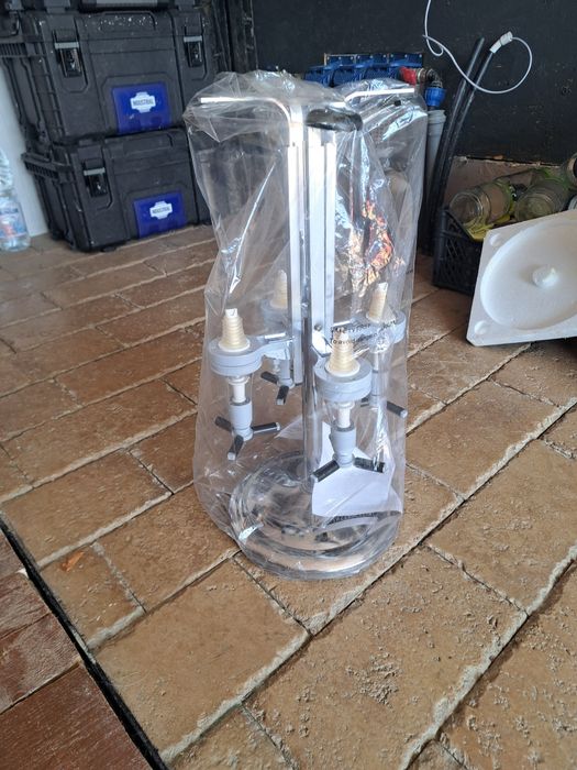 Dozator băuturi suport sticle