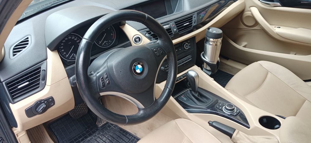 Изключителен автомобил BMW X1