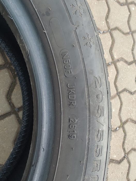 Anvelope/cauciucuri de iarna 205 55 R16 Dunlop produse in Germania