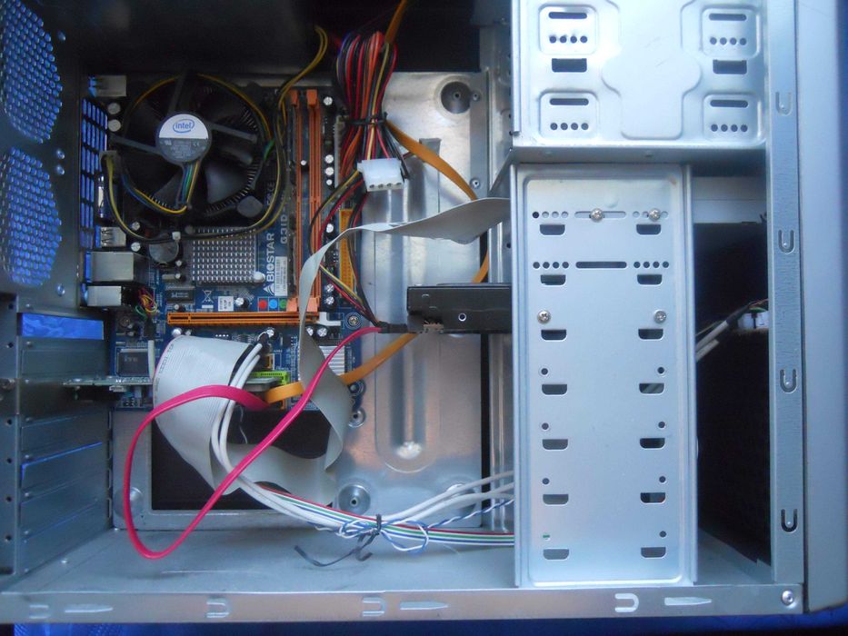 Vand Calculator Intel cu Windows 10