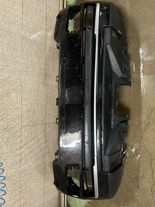 Продам Бампер от Range Rover!