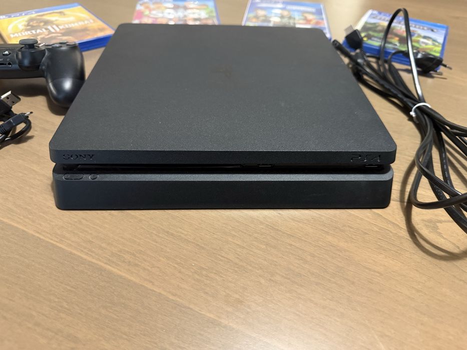 Ps4 + consola + cabluri