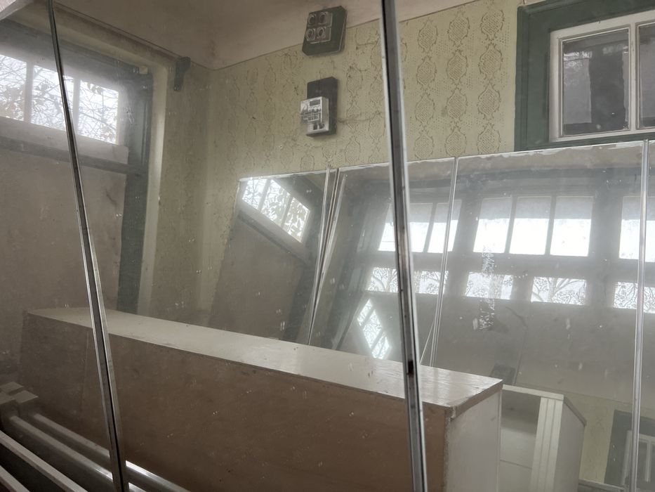 Oglinda perete pentru bar,salon infrumusetare ,etc